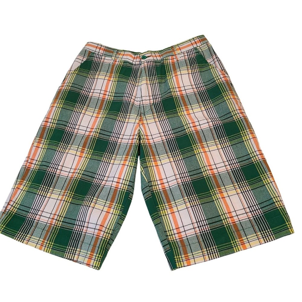 Noiz Men's Green Plaid 100% Cotton Bermuda Short Sz 36 High Rise Flat Front Golf